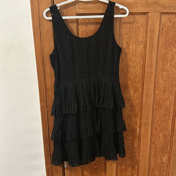 Dynamite black dress - Picture 3 of 3